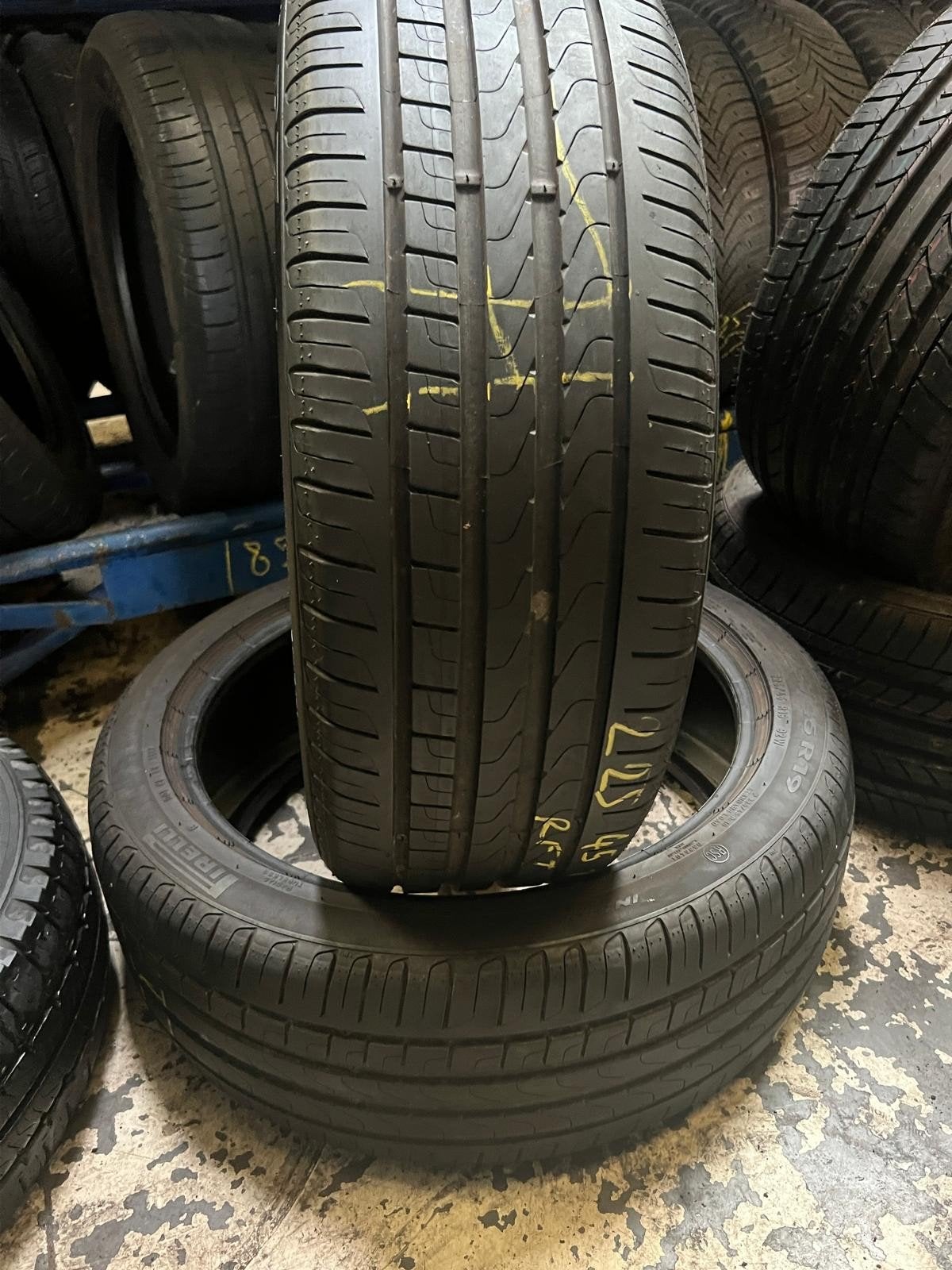 225 45 19 pirelli avec montage et équilibrage, Enlèvement