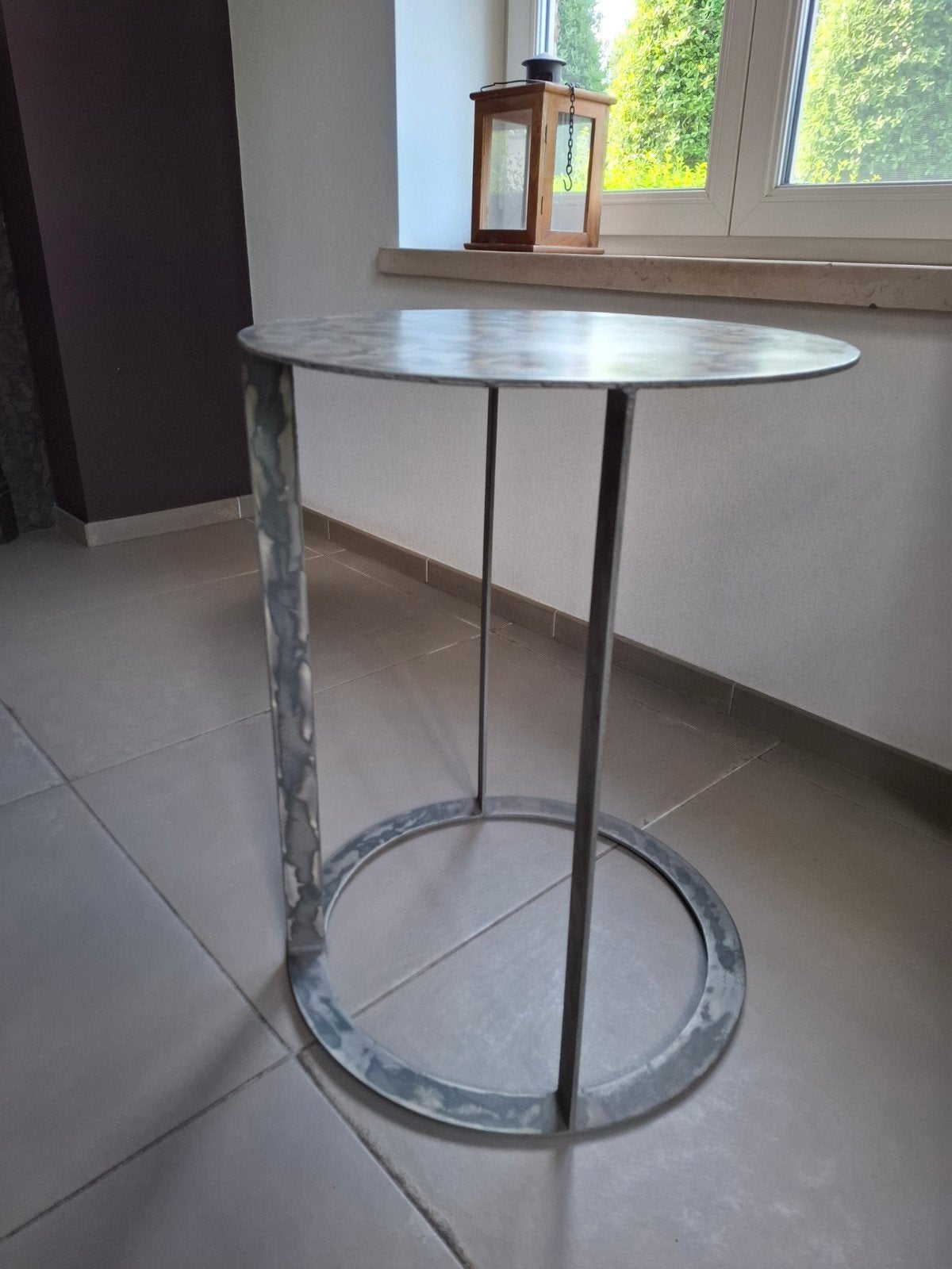 Modern metalen bijzettafel, Huis en Inrichting, Tafels | Bijzettafels, Ophalen