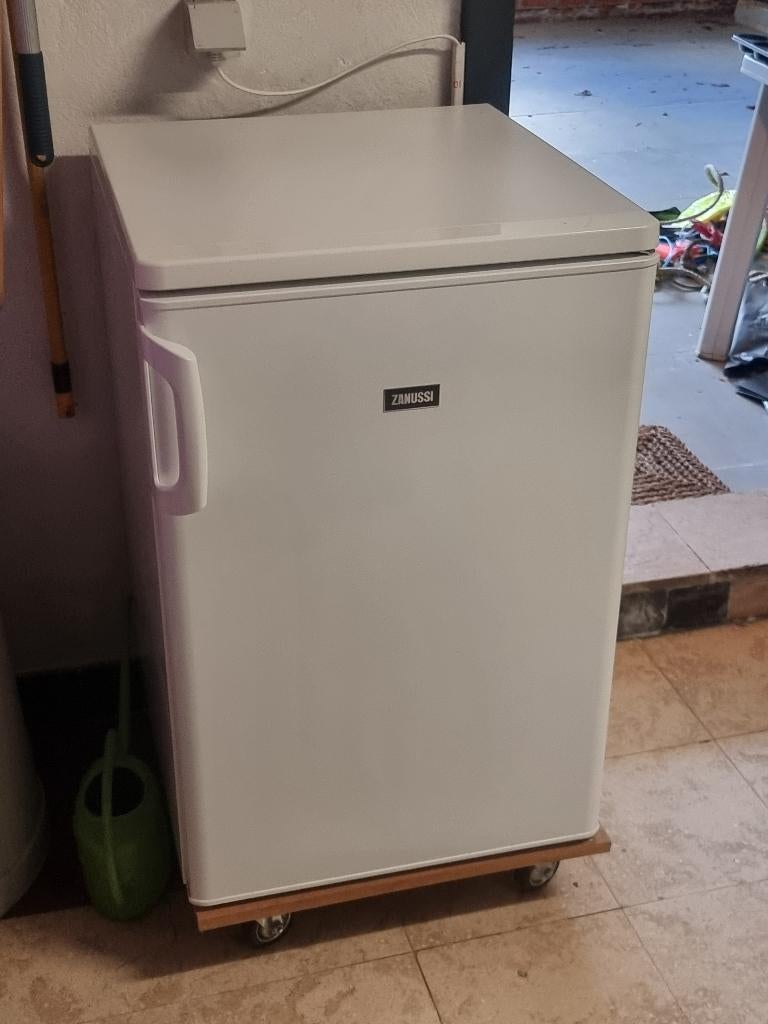 Zanussi, 85 à 120 cm, Enlèvement, 45 à 60 cm, 75 à 100 litres