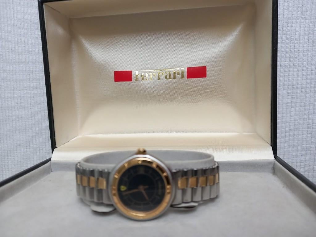 Dames horloge Ferrari, Handtassen en Accessoires, Horloges | Dames, Ophalen, Zo goed als nieuw, Polshorloge