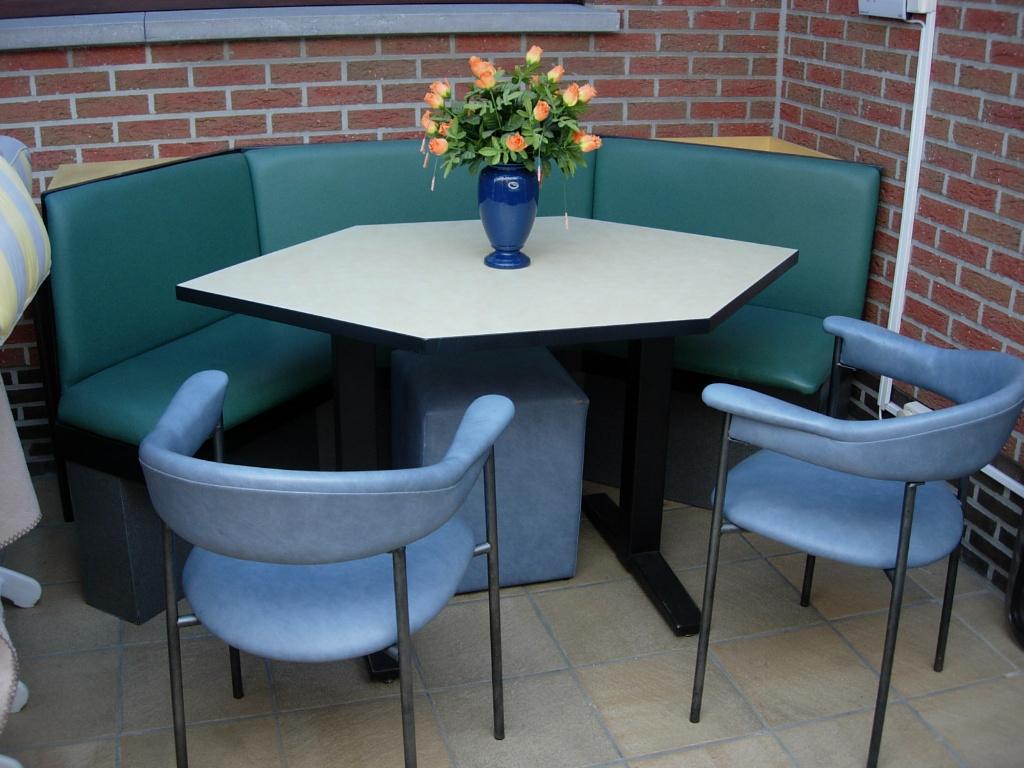 ZITBANK  gratis + TAFEL, Huis en Inrichting, Ophalen, Gebruikt