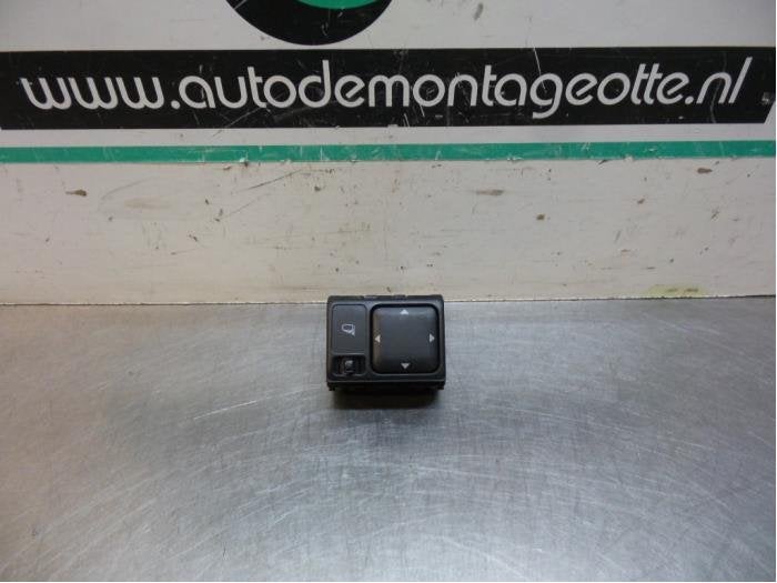 Commutateur rétroviseur d'un Nissan X-Trail (X-Trail 01-), -, 3 mois de garantie, Utilisé, -