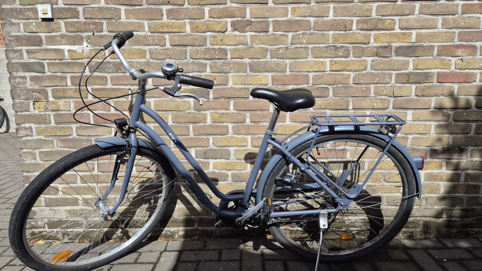 B’TWIN Classic 520 damesfiets – 28 inch, Velgrem, Versnellingen, Zo goed als nieuw, Ophalen