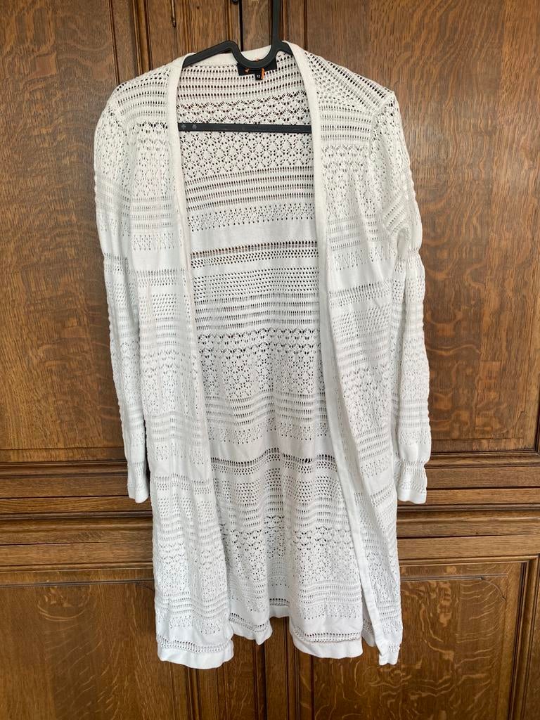 Long gilet blanc en crochet. Newlook., Vêtements | Femmes, Pulls & Gilets, Enlèvement ou Envoi, Comme neuf, Taille 36 (S), Blanc