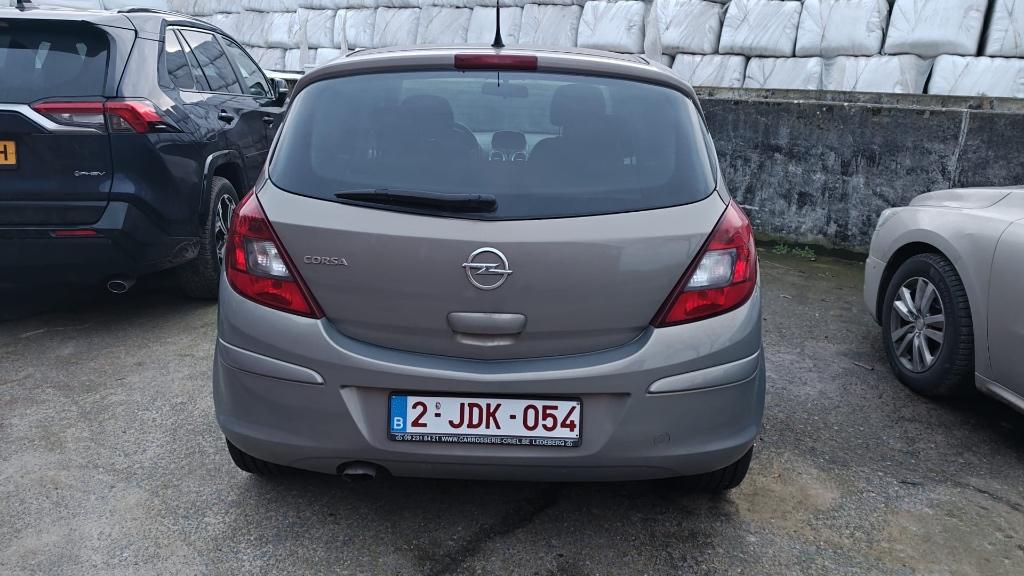Opel corsa 60,000 km, Auto's, Voorwielaandrijving, Stof, Zwart, Bruin