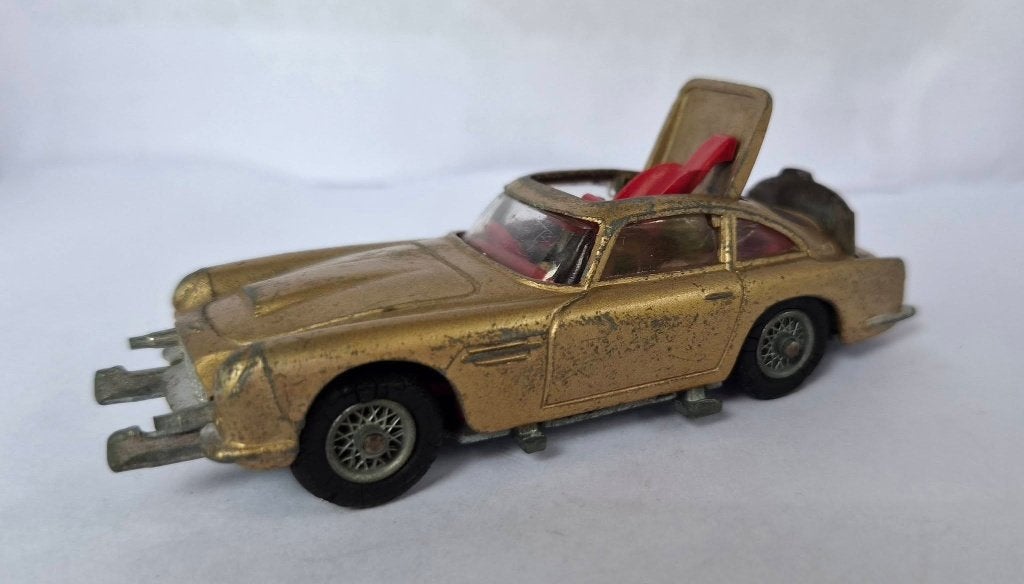 James Bond Aston Martin DB5 Corgi-speelgoed, Ophalen of Verzenden, Gebruikt, Auto's