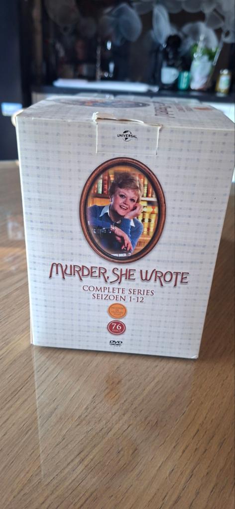 MURDER, SHE WROTE. DVD BOX COMPLETE SERIES 12 SEIZOENEN ., Cd's en Dvd's, Ophalen
