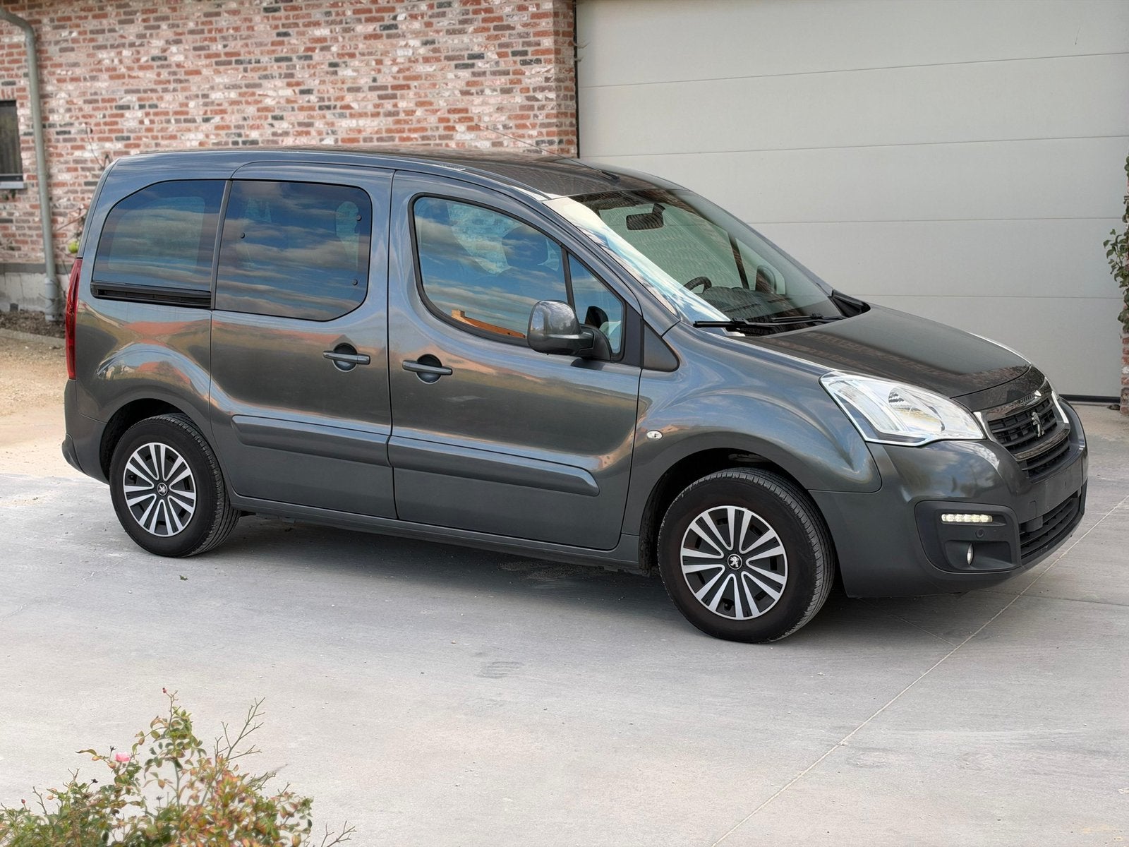 PEUGEOT PARTNER/FACELIFT/AUTOMATIQUE/EURO 6b/AVEC CR, Autos, Bluetooth, Euro 6, Diesel, Automatique