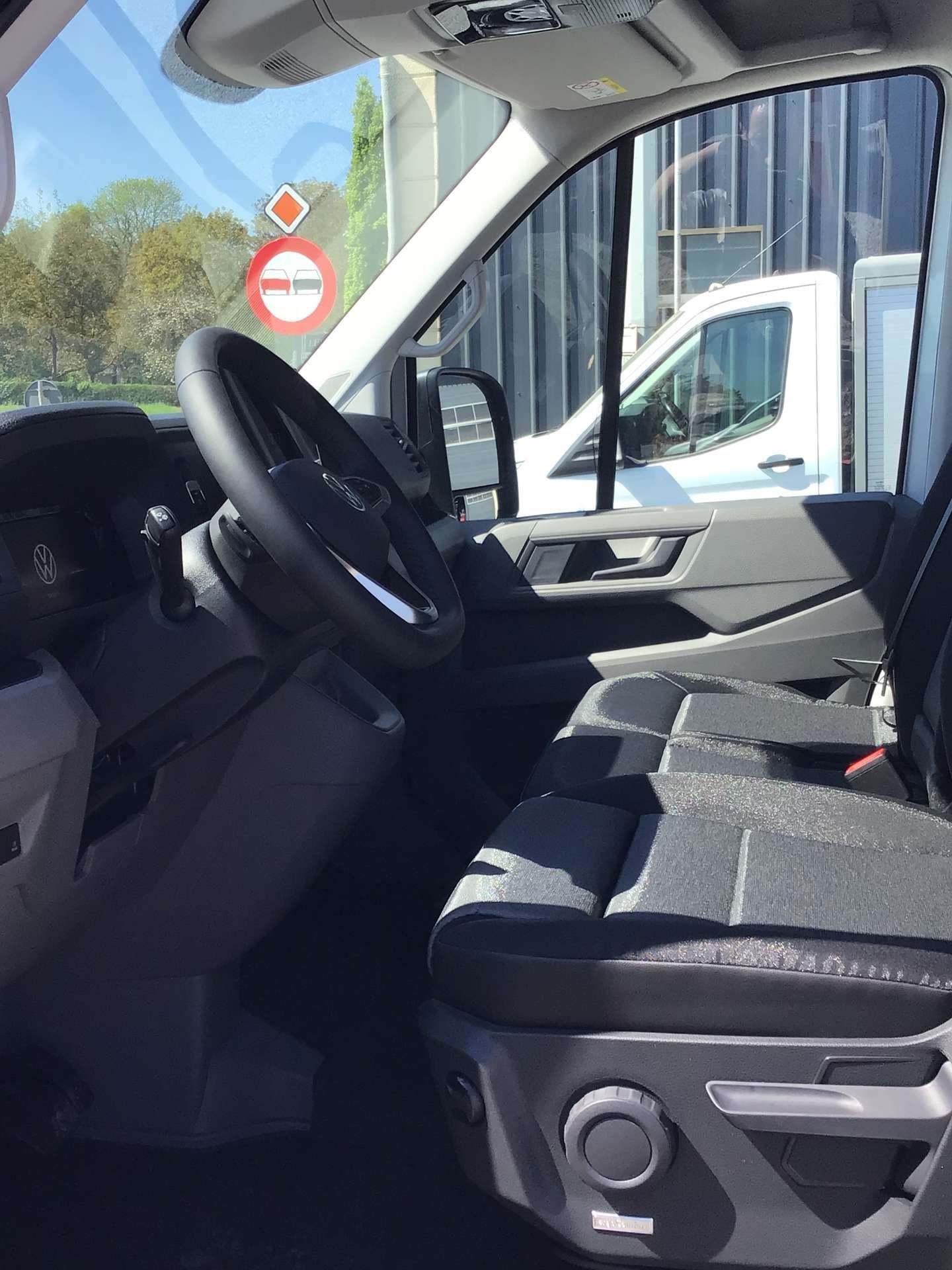Volkswagen Crafter l5h3 180pk automaat 2025 10km full/option, Autos, Euro 6, Entreprise, 3 places, 179 ch