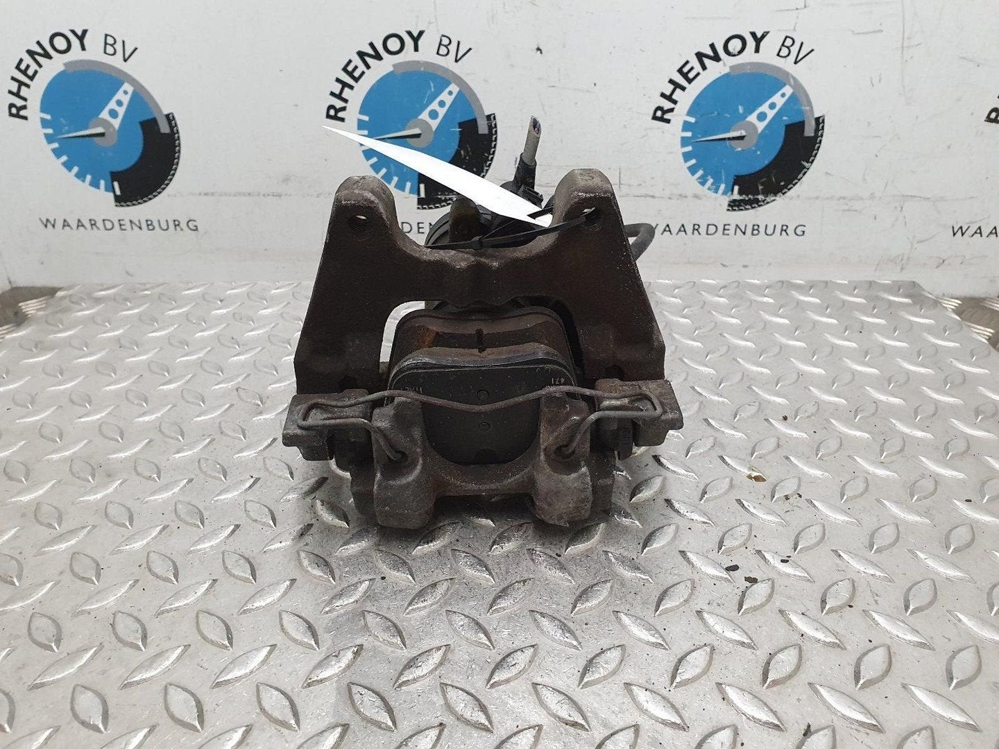 VOLKSWAGEN PASSAT 1.6 TDI Connected S.  REM KLAUW 2016, Ophalen of Verzenden, Gebruikt, Stiba lid