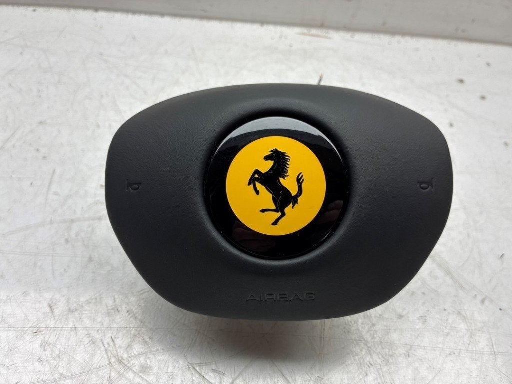 AIRBAG VOLANT Ferrari 296 GTS (01-2021/-) (|795719|), Dhr. J. Ham, Administratie@autoham.nl, Ferrari, Utilisé