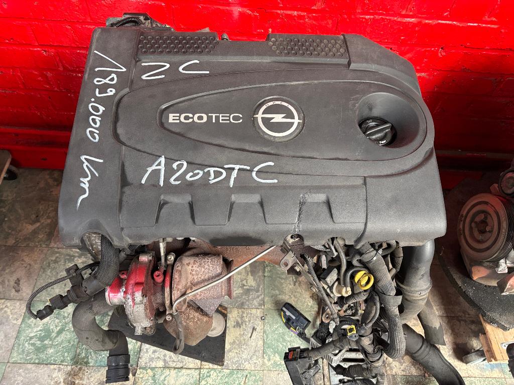 MOTEUR A20DT OPEL ZAFIRA C TOURER, RUE BRIGADE PIRON 307, Enlèvement, Utilisé, Garage_bila@yahoo.fr