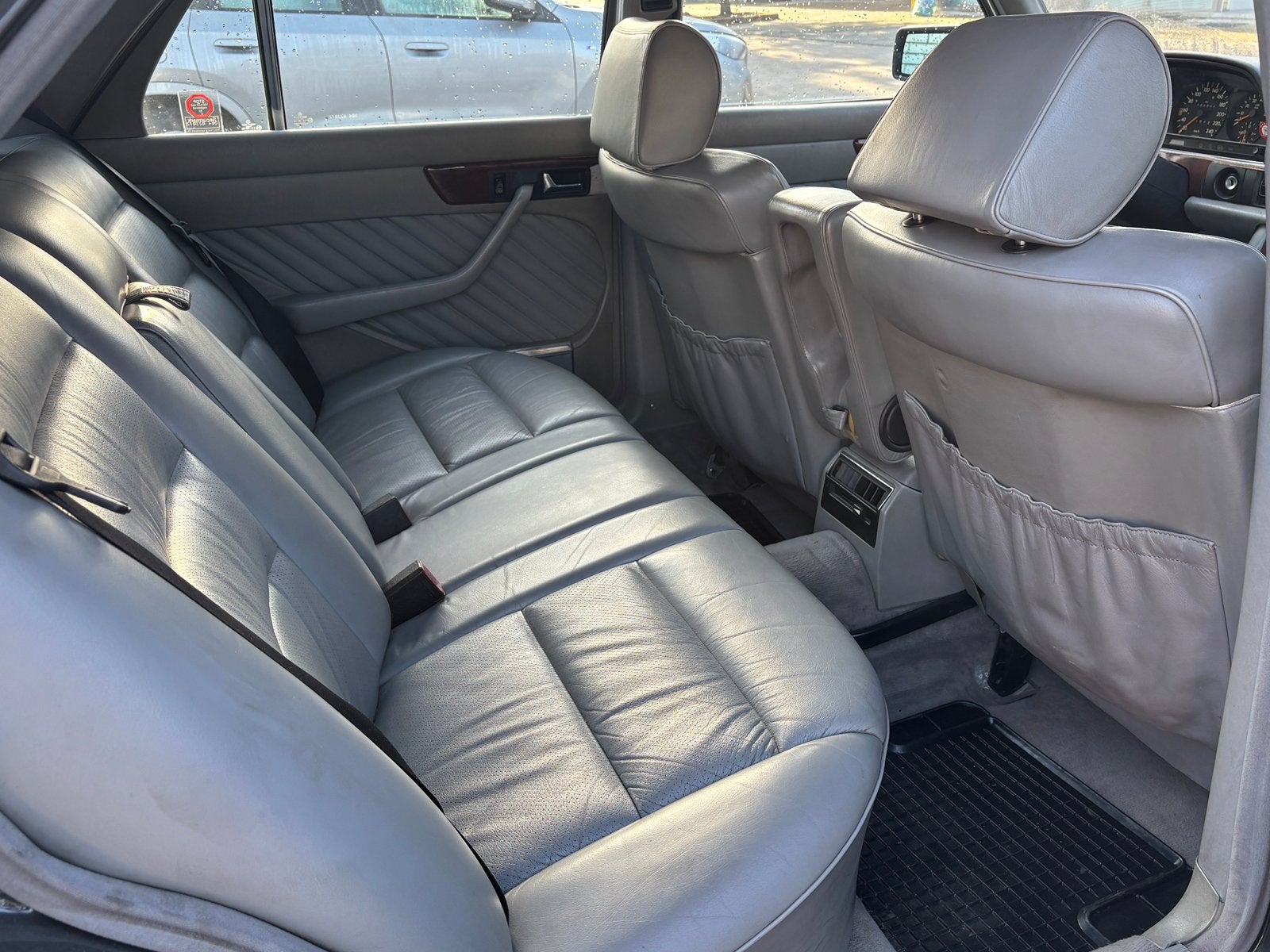 Merceds 300 SE 3L Benzine oldtimer automaat BJ 1990, foto 10