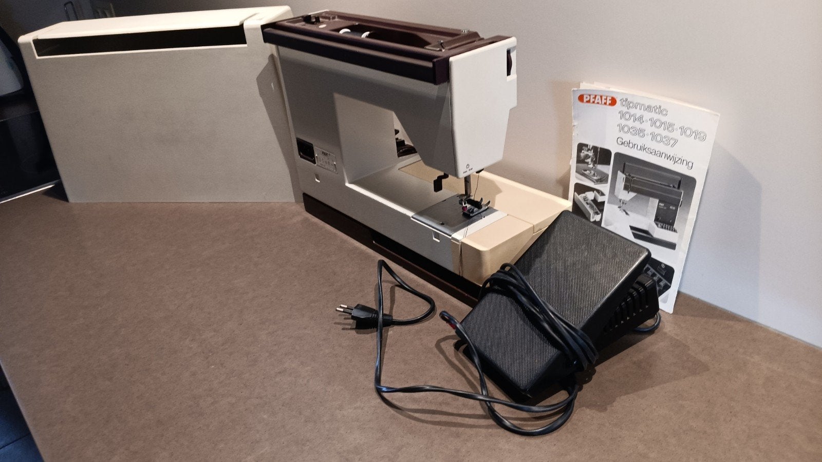 Naaimachine, Antiek en Kunst, Antiek | Naaimachines, Ophalen