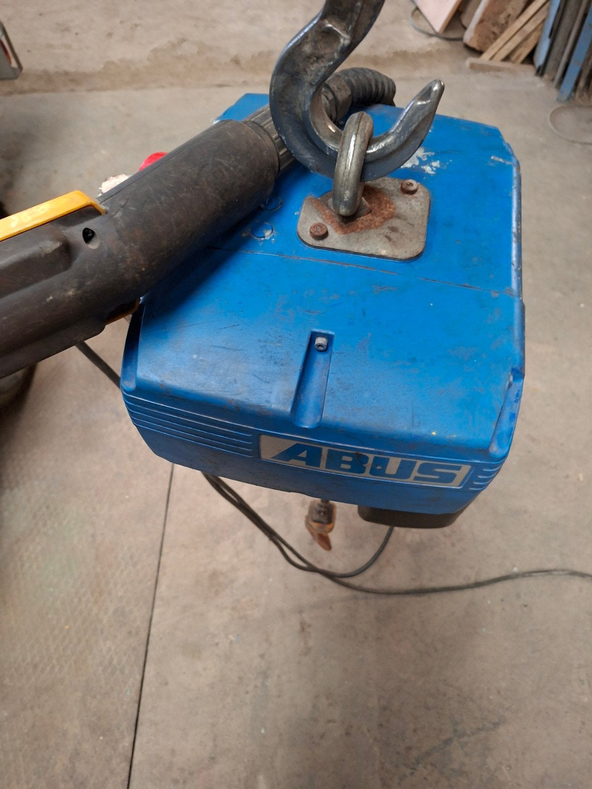 palan ABUS, Bricolage & Construction, Monte-charges, Enlèvement