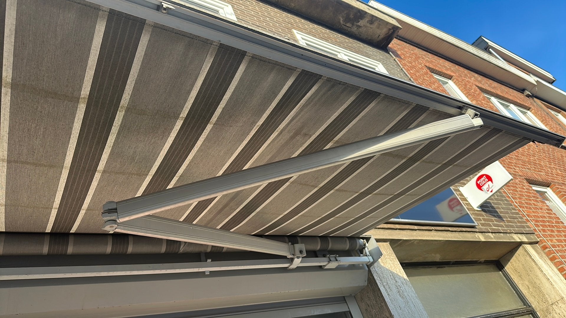 Tente solaire, Enlèvement, Utilisé