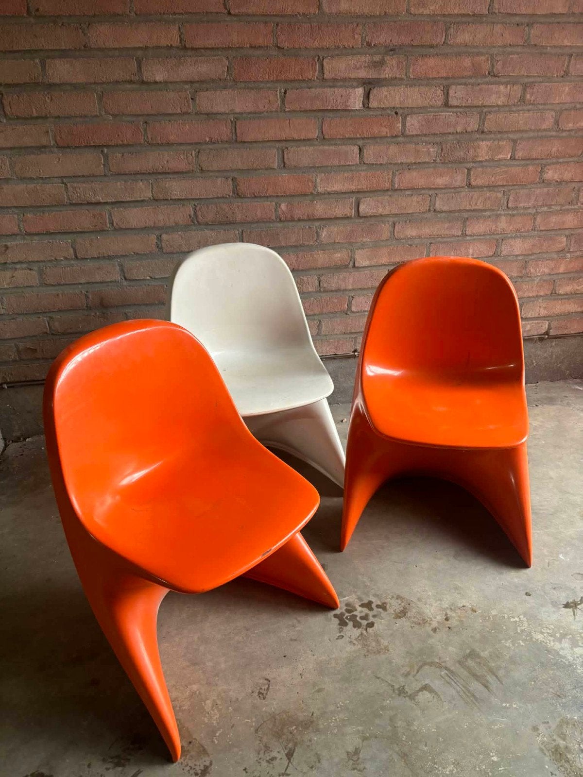 Chaises retro vintage années 60