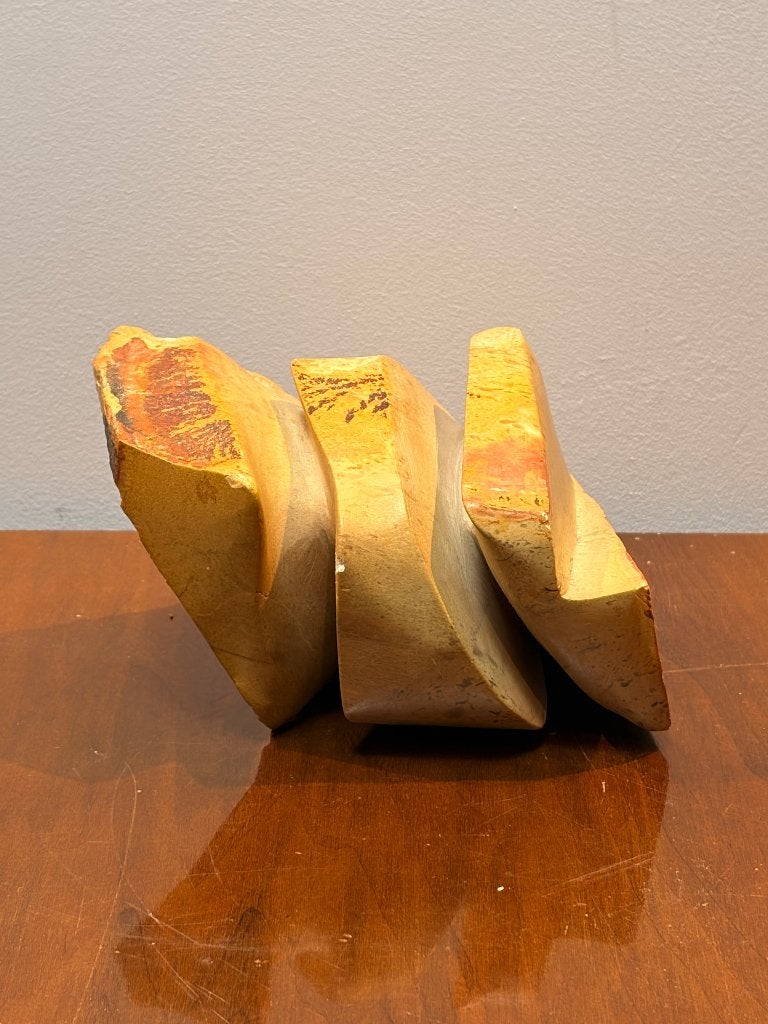 Vintage abstracte sculptuur van natuursteen / jaspis, Ophalen of Verzenden