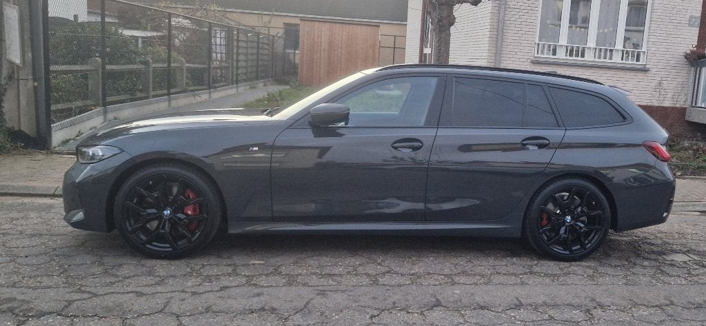 Bmw 318i, Automaat, Achterwielaandrijving, Zwart, Overige kleuren