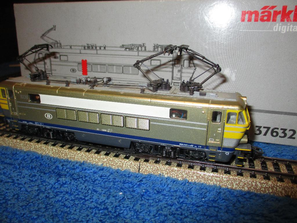 Marklin SNCB 37632 Golden, Enlèvement ou Envoi, Utilisé, Locomotive, Märklin