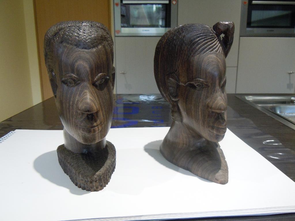 afrikaanse beelden, Antiek en Kunst, Kunst | Beelden en Houtsnijwerken, Ophalen, Afrika, Buste, 20 - 50 cm