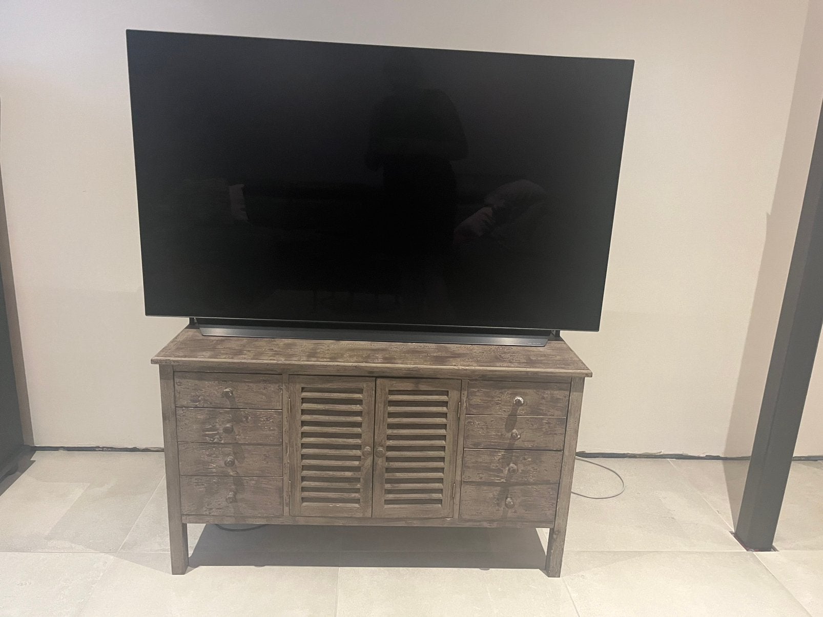 Tv kast, Enlèvement, Comme neuf