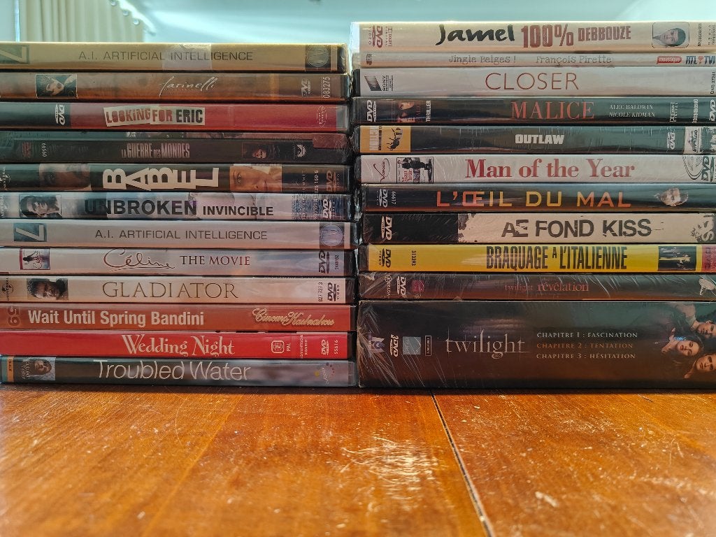 Pak van meer dan 20 dvd's (nieuw), Cd's en Dvd's, Dvd's | Overige Dvd's, Ophalen, Nieuw in verpakking