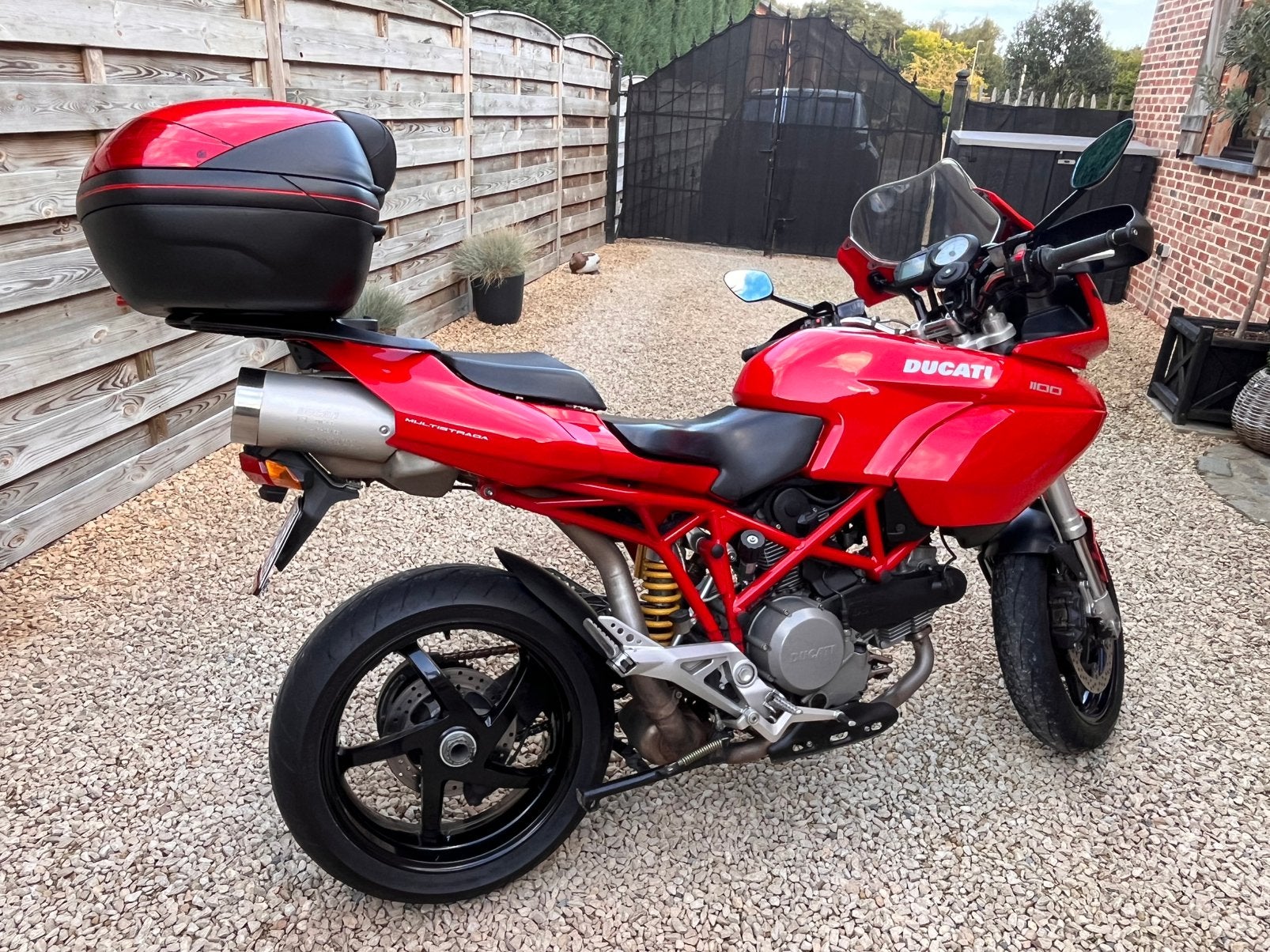 Ducati multistrada, Handvatverwarming, 2 cilinders, 1079 cc, Gebruikt