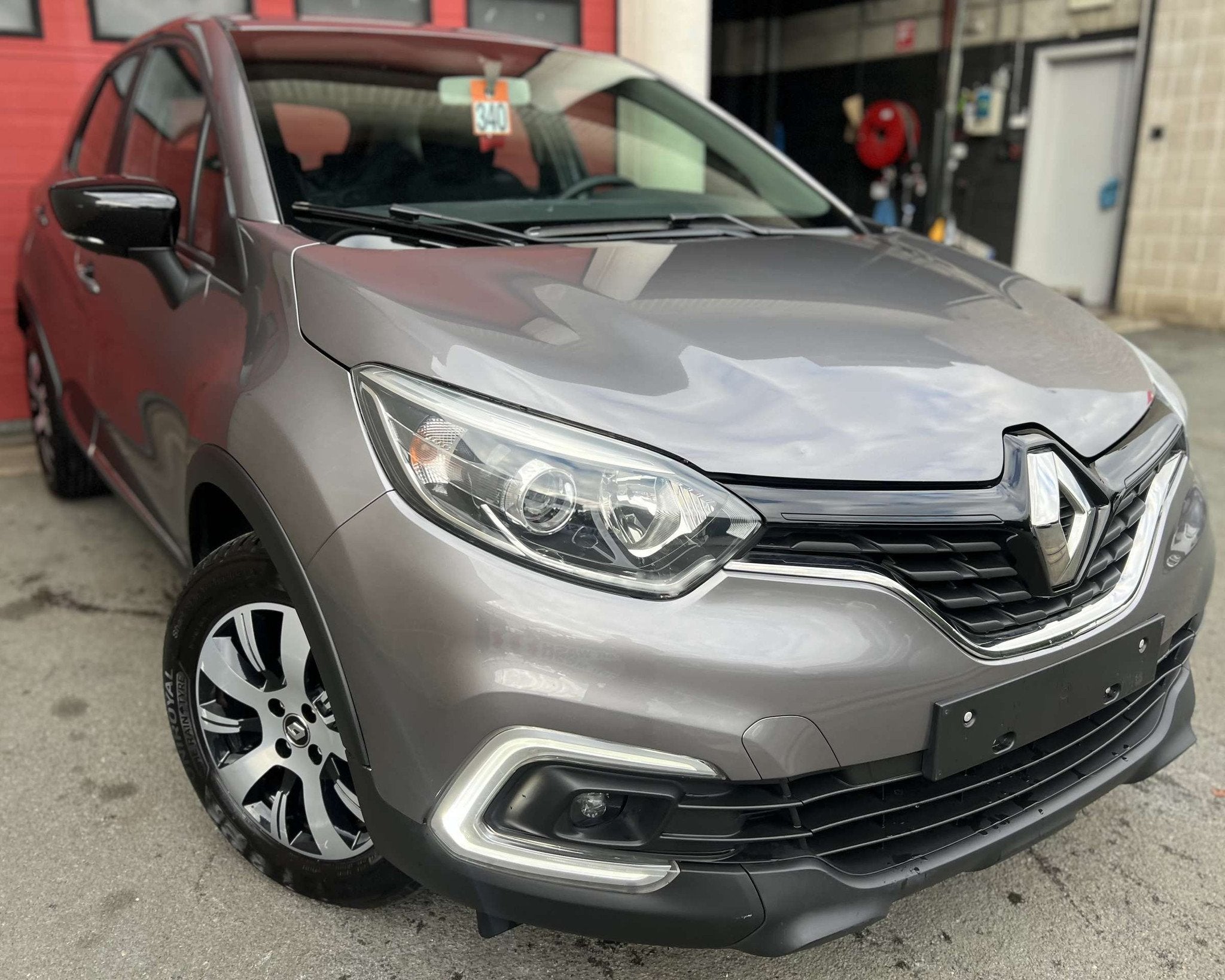 Renault Captur 0.9 TCe Zen + CLIM + CAR-PASS, Argent ou Gris, Achat, Euro 6, Entreprise
