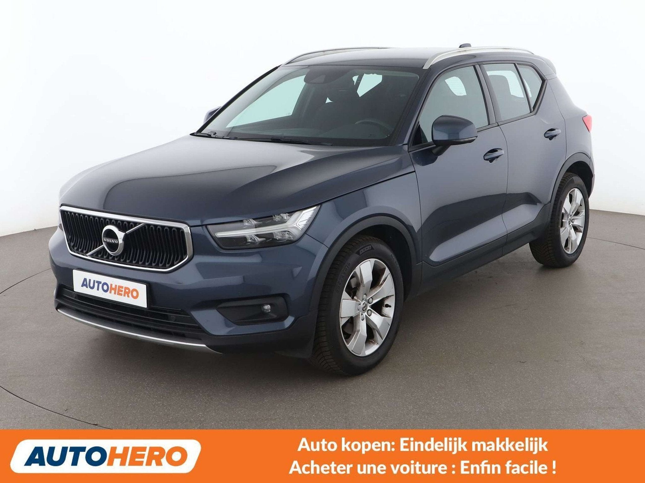 Volvo XC40 1.5 T2 Momentum Pro 2WD (bj 2021), Auto's, Voorwielaandrijving, Stof, Gebruikt, Blauw