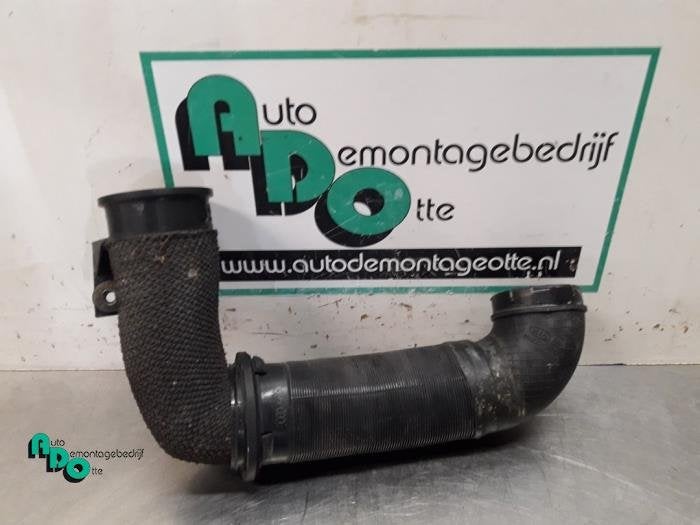 Aanzuigslang Lucht van een Kia Sorento (Sorento 03-), Auto-onderdelen, -, -, Ophalen of Verzenden, -