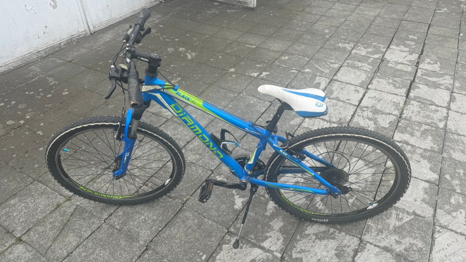 Velo VTT Diamond garcon 9-10ans, Vitesses, Frein sur jante, 26 pouces ou plus, Enlèvement