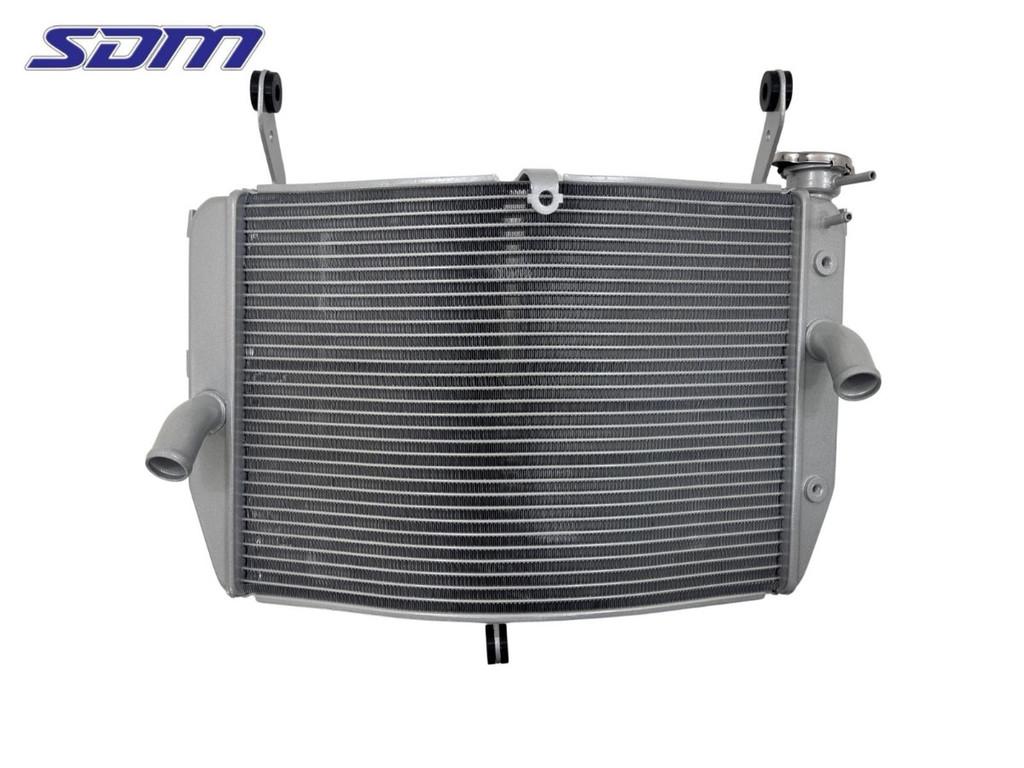 RADIATEUR EAU GSX S 1000 2017-2020 (GSXS1000 GSX-S1000), Motos, Dhr. S. di Majo, Neuf, Info@cama-motorparts.nl, P.J. Troelstraweg 8 8
3144 CX  MAASSLUIS, NL