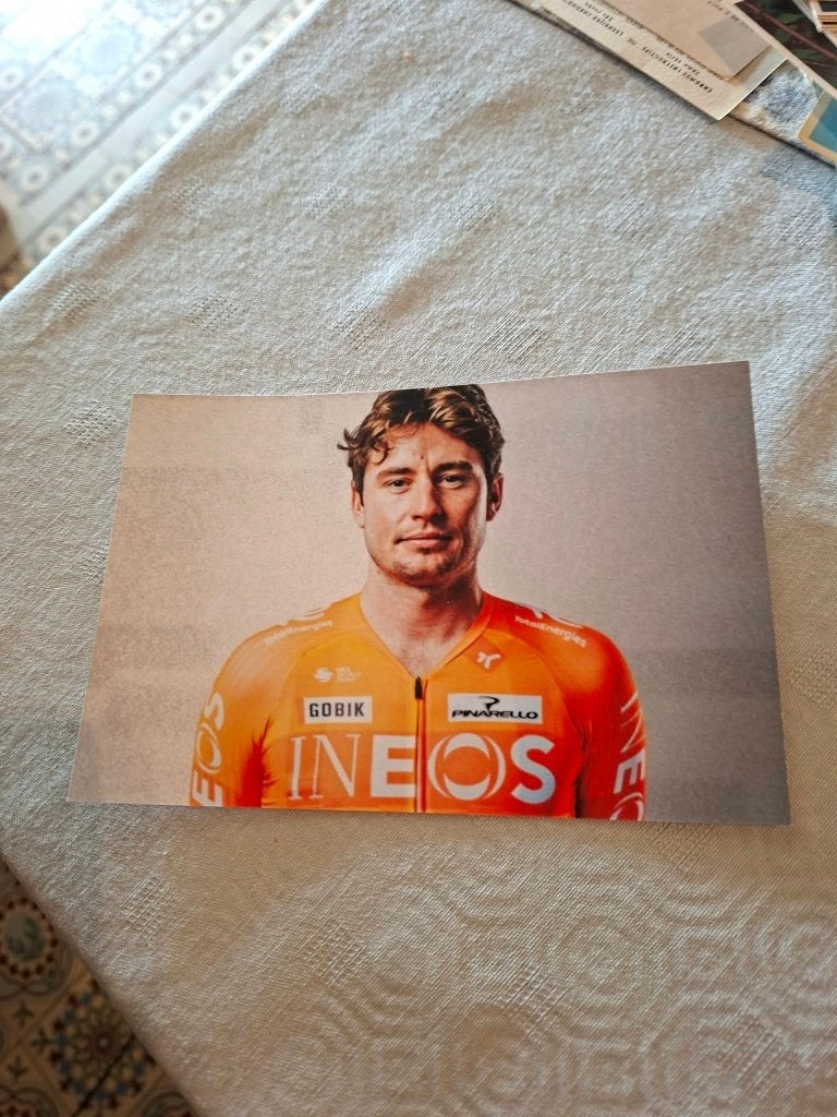 Foto (Repro) Lucas Hamilton / Ineos, Ophalen of Verzenden, Poster, Plaatje of Sticker