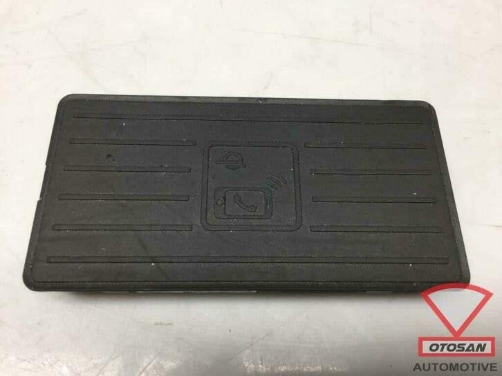 vw touareg 2017 draadloos oplader koppelantenne 4n0035502, Gebruikt, Volkswagen, Volkswagen AG, Vw@volkswagen.de