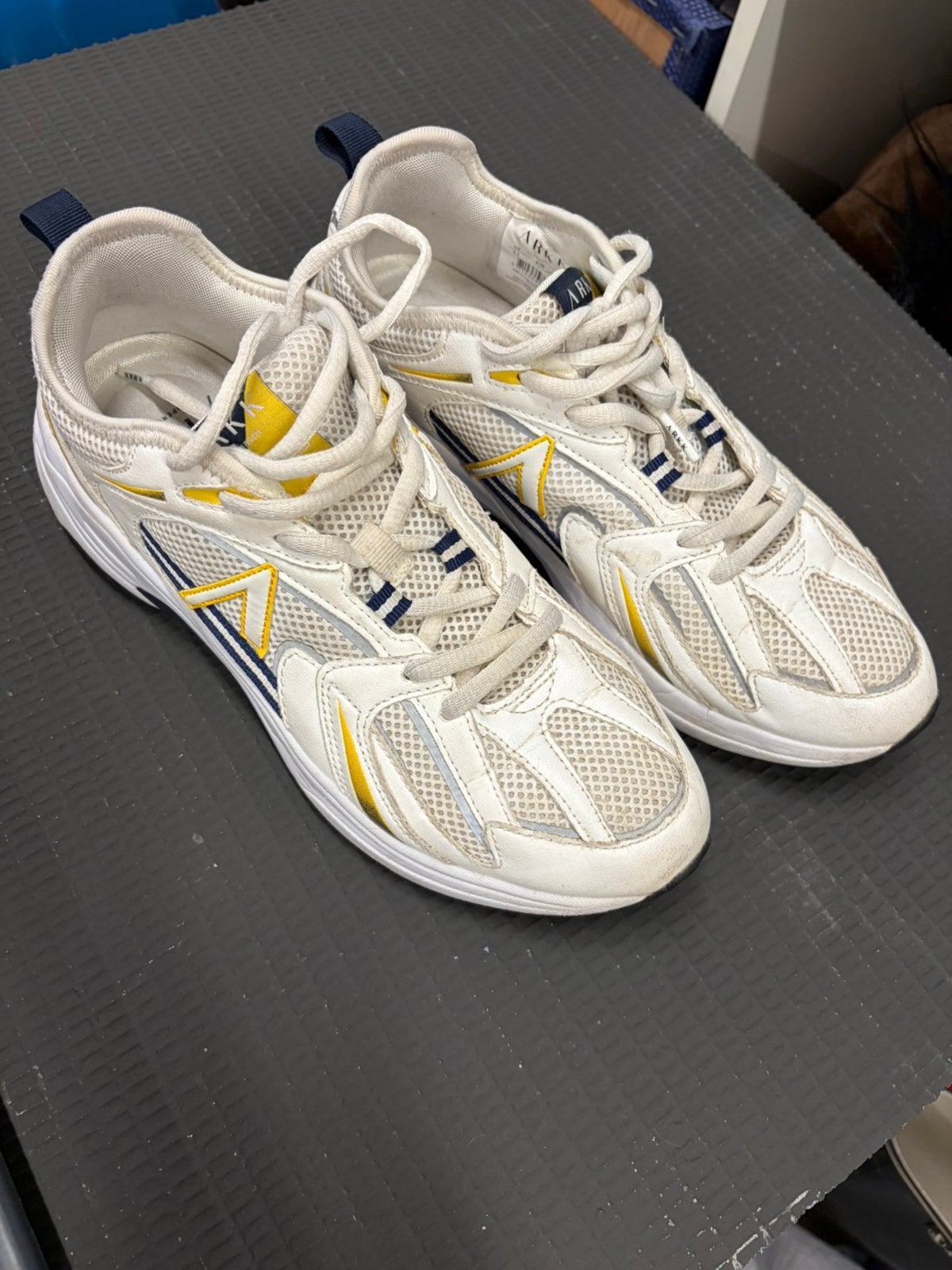 ARKK sneakers wit - geel, Kleding | Dames, Ophalen, Gedragen, Wit, Sneakers