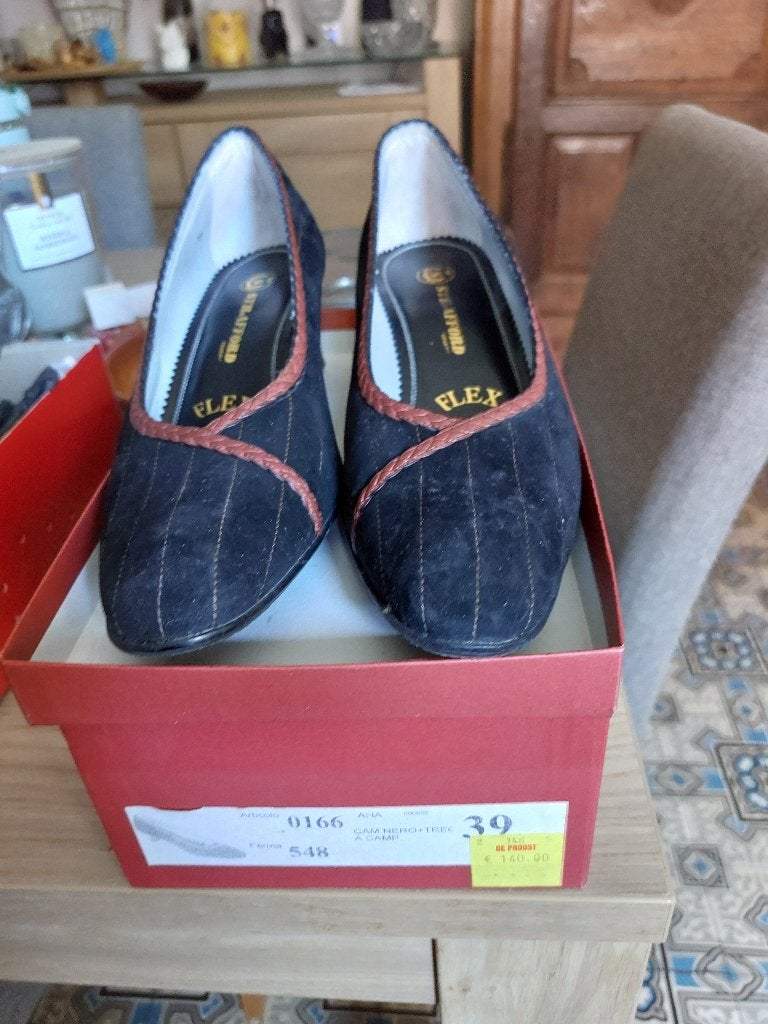 Chaussures, Neuf, Brun, Enlèvement, Chaussures basses