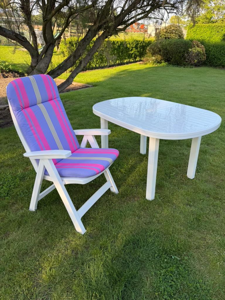 Tuinmeubel (tafel + 4 stoelen), Tuin en Terras, Ophalen, Zo goed als nieuw, Verstelbaar
