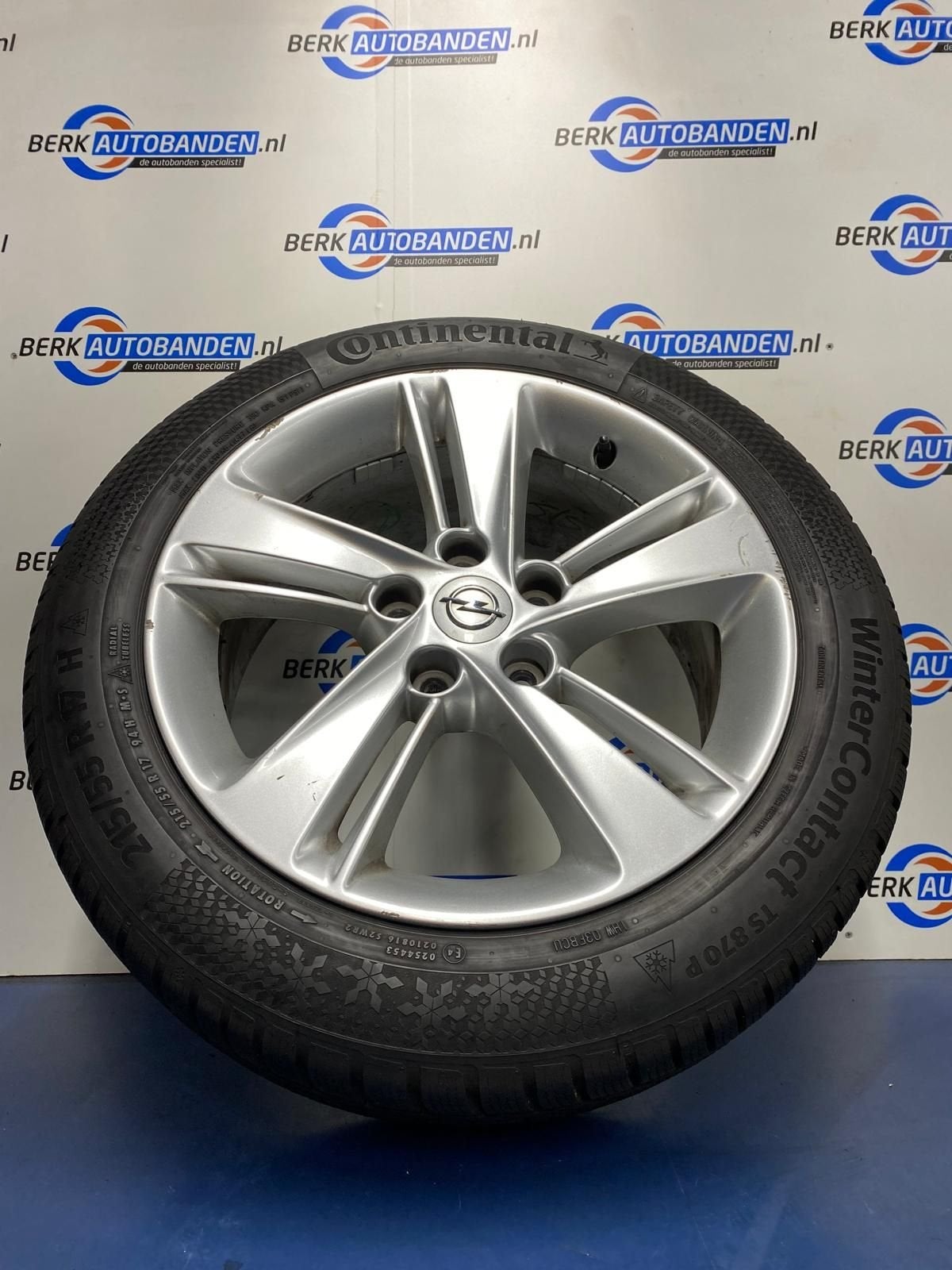 Originele Opel winterset 17 inch 5x115x70.2 ET45 7.5J (Insig, Auto-onderdelen, Banden en Velgen, -, -, Banden en Velgen, 17 inch