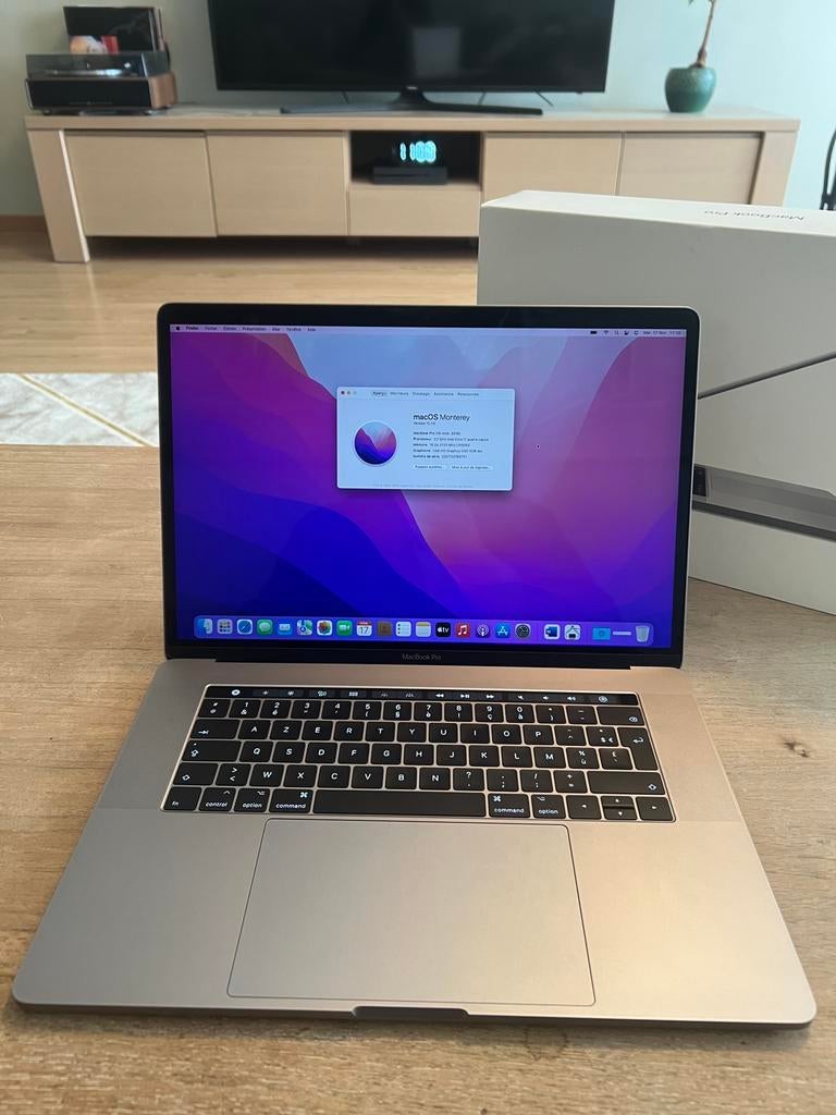 MacBook Pro 15" - Intel i7 - 16 GB RAM - 512 GB SSD, Computers en Software, Apple Macbooks, Ophalen, 2 tot 3 Ghz, 15 inch, 512 GB