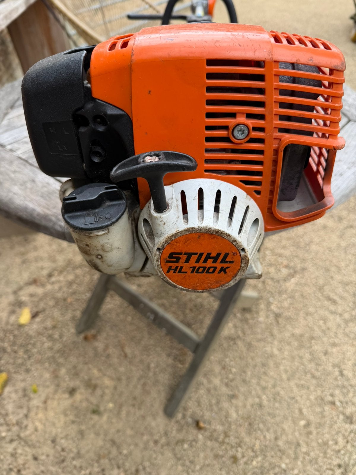 Stihl hl100 met kettingzaag /hoogsnoeier.( geen combi), Tuin en Terras, Ophalen, Gebruikt