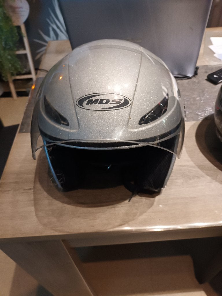 2 casques moto, Femmes, Seconde main, Casque jet, Enlèvement