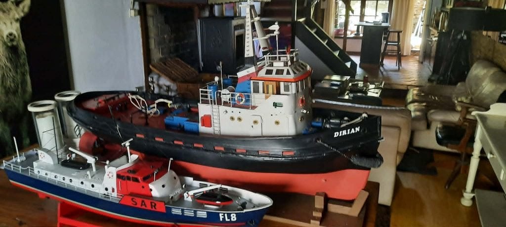 remorqueur le dirian taille xxl rc, Hobby & Loisirs créatifs, Modélisme | Bateaux & Navires, Comme neuf, Enlèvement