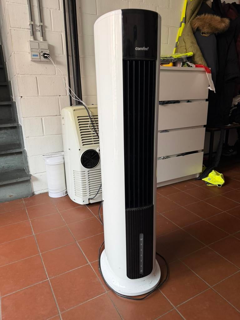 Comfee toren aircooler / ventilator met watertank, Elektronische apparatuur, Ventilatoren, Ophalen, Zo goed als nieuw, Torenventilator