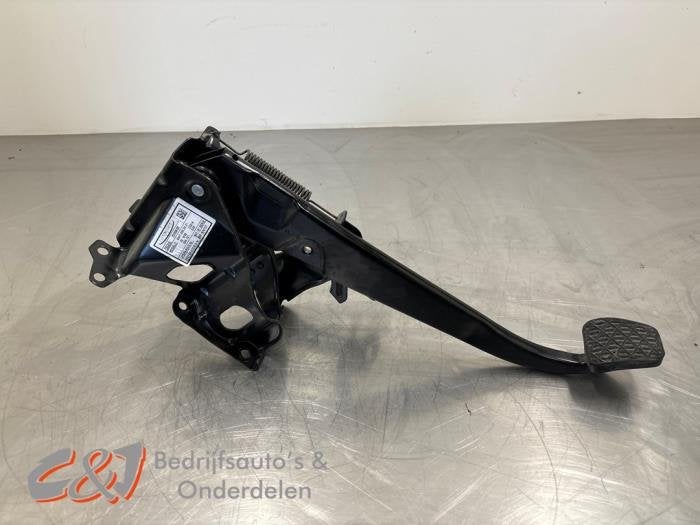 Rempedaal van een Mercedes Vito, Auto-onderdelen, Interieur en Bekleding, Gebruikt, -, Ophalen of Verzenden, -