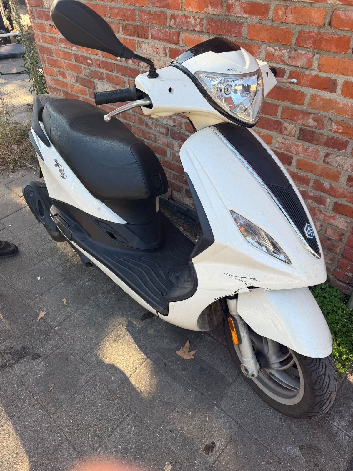 Piaggio new fly 50cc, Vélos & Vélomoteurs, Enlèvement, Comme neuf, Fly