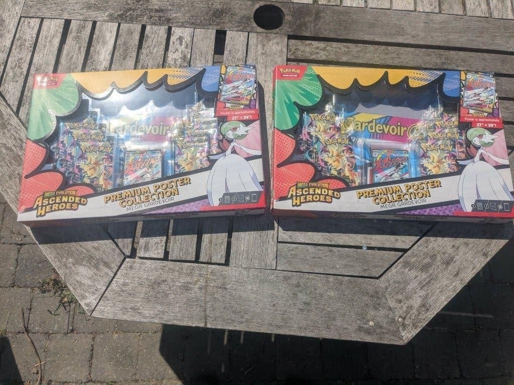 Pokémon Ascended Heroes Gardevoir Premium Poster Collection, Hobby en Vrije tijd, Ophalen of Verzenden, Nieuw, Boosterbox, Foil