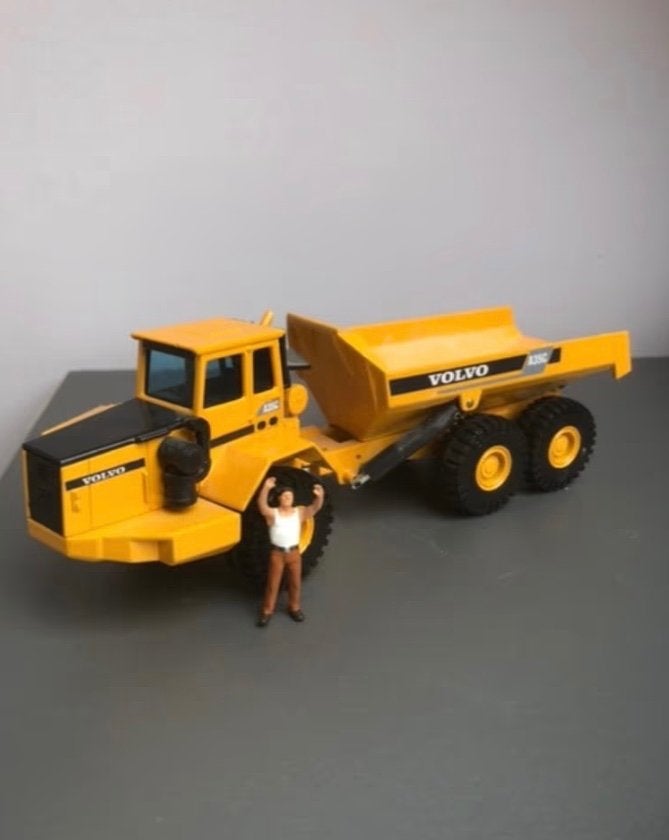 Volvo dumper A35 scale 1:50, Ophalen, Gebruikt, Bus of Vrachtwagen