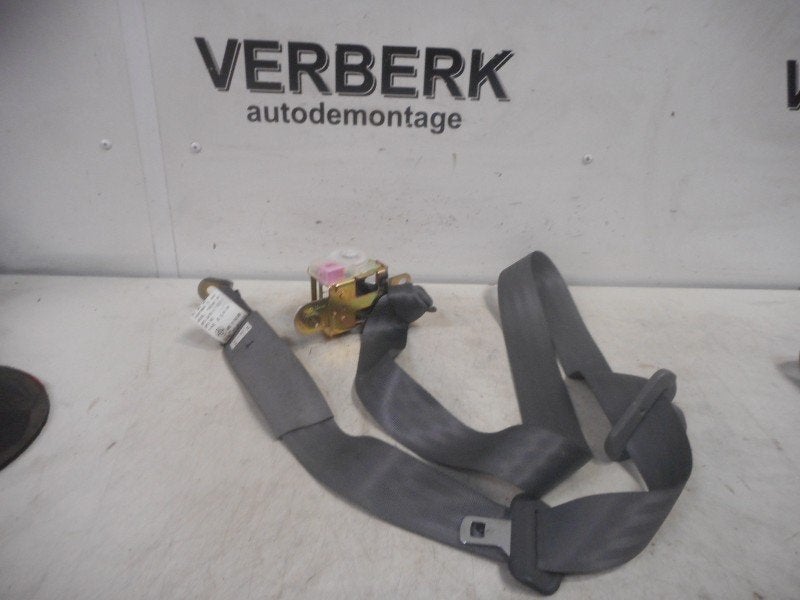 CEINTURE DE SECURITE ARRIERE DROITE Ford Ranger, Henry-Ford-Straße  1
50735  Köln, DE, Ford-Werke GmbH, Kunden@ford.com, Ford