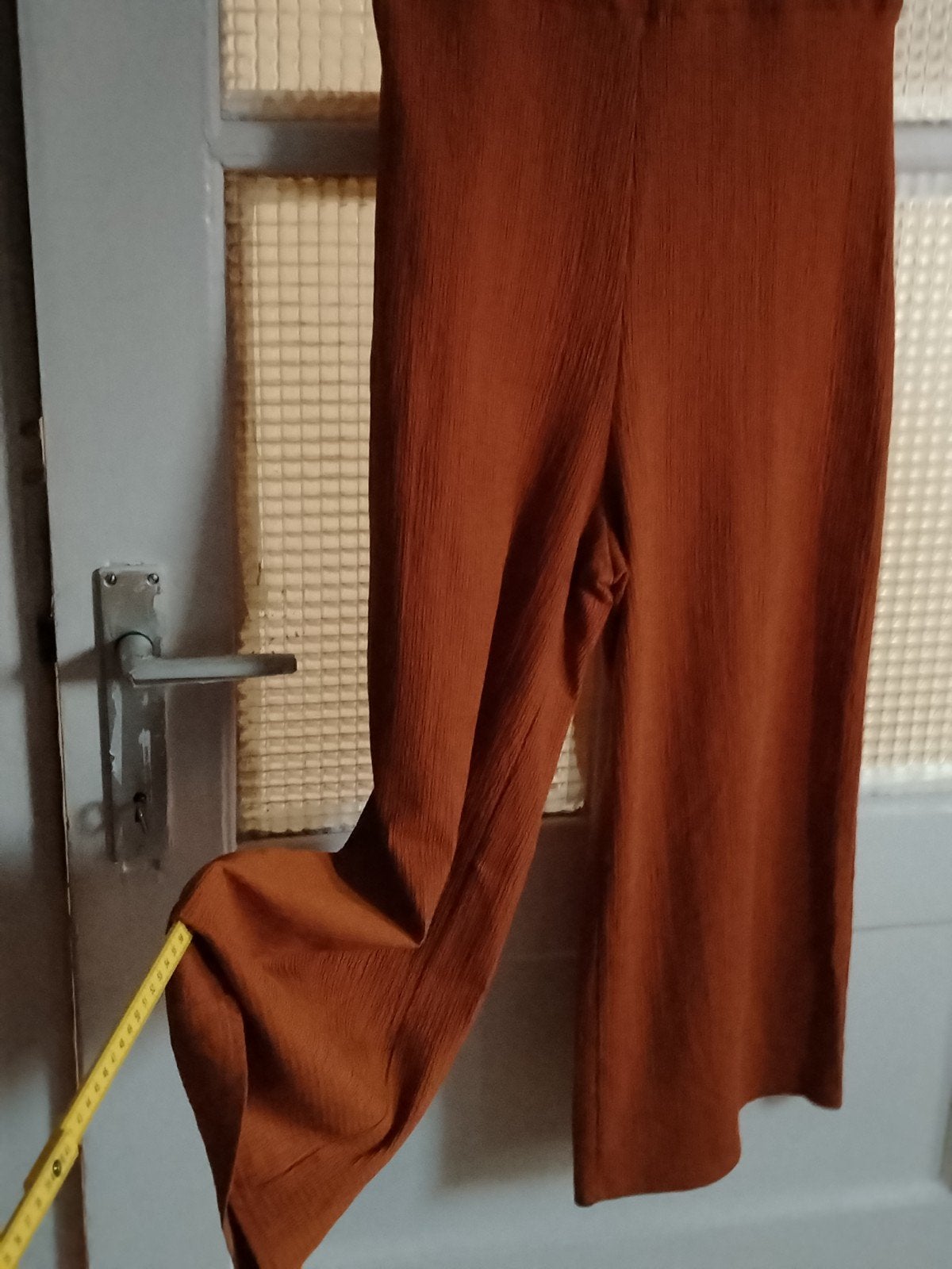 Kleurcombinatie op de juiste manier - met brede benen/vloeis, Kleding | Dames, Jumpsuits, Primark, Ophalen of Verzenden, Gedragen